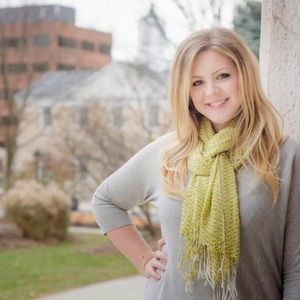 Meet your Posher, Jillian